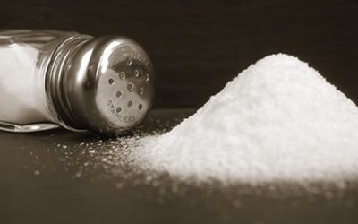 La combinación de obesidad y alta ingesta de sal acelera el envejecimiento celular en los adolescentes